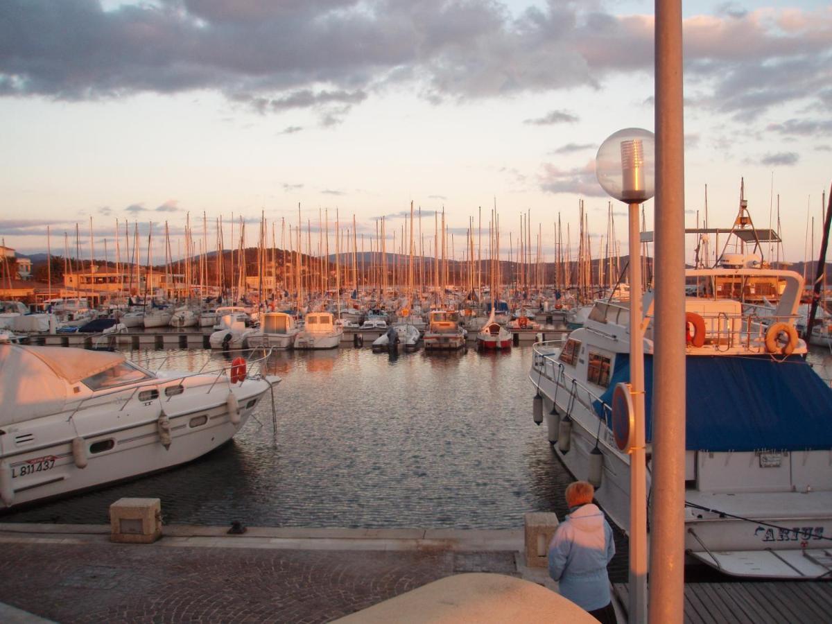 Ferienwohnung La Provence Authentique A 30 Minutes Des Plages Collobrières Exterior foto